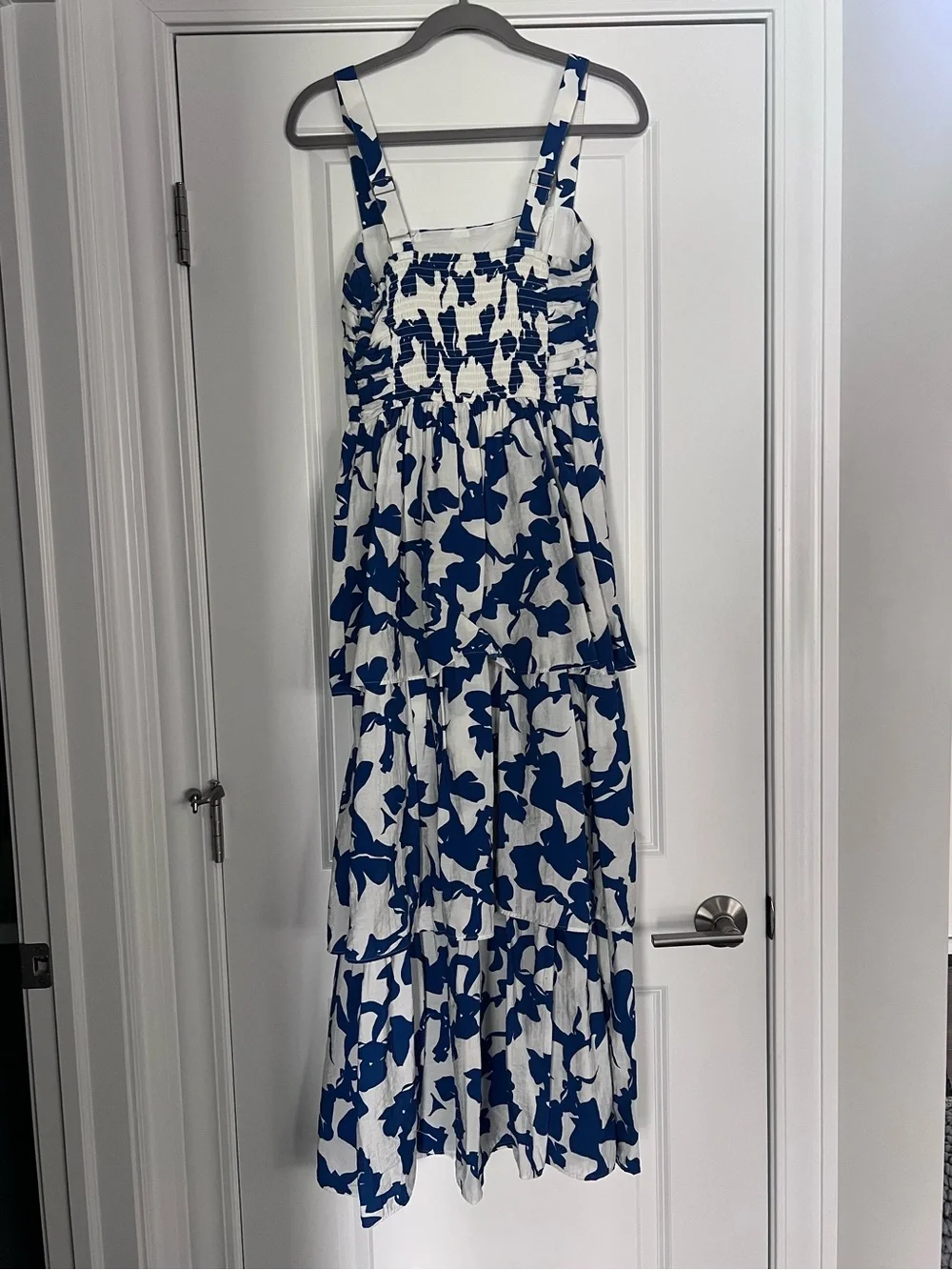 Abercrombie Emerson Tiered Maxi Dress in Blue Pattern Size Small